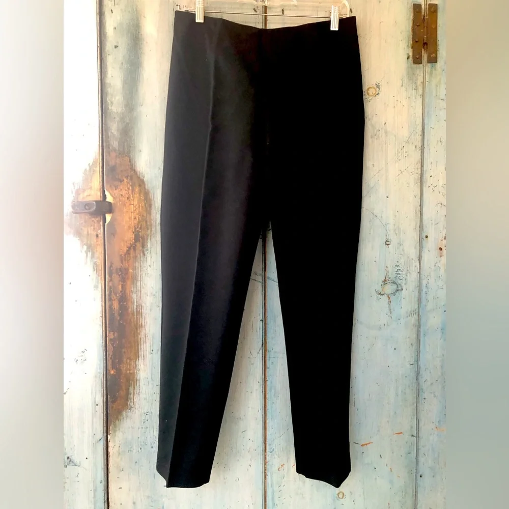 Chico’s black ankle pants in a cotton/elastane blend for all-season wear - Picture 8 of 10
